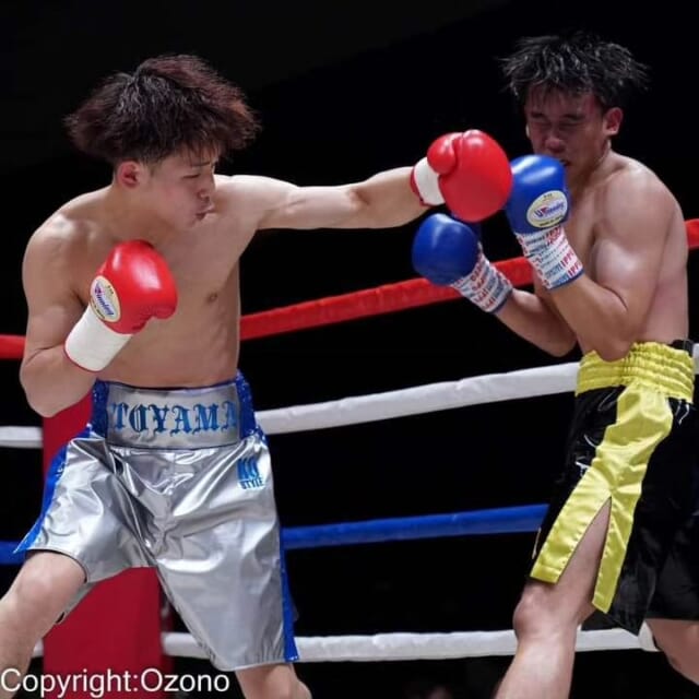 #boxing
#boxeo
#ボクシング
#boxeador
#boxeadores
#boxer
#ボクサー
#noboxingnolife
#島吏来
#トヤマジム
#中露遼人
#森岡ジム
#16Apr2023
#住吉区民センター
#六島ジム興行